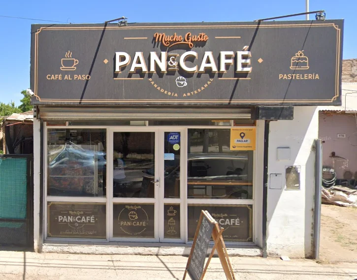Mucho Gusto Pan y Café 2